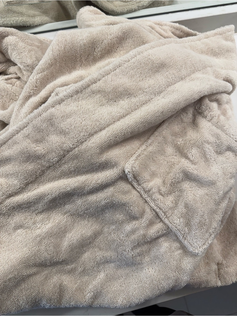 Parachute Robe Size Small - Picture 3 of 4